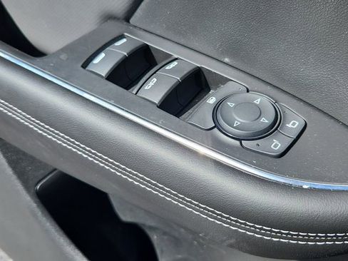 Used 2025 Buick Envision Preferred image 10