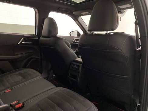 Used 2024 Mitsubishi Outlander Ralliart image 86