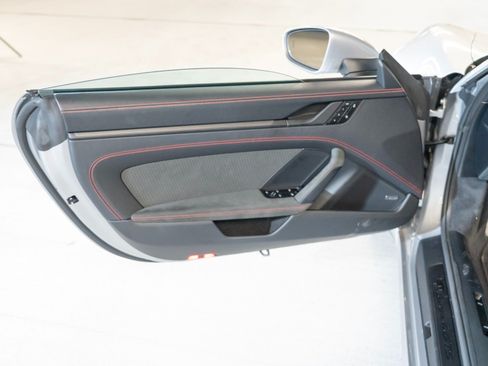 Certified 2026 Porsche 911 Targa 4 GTS AWD/4WD image 16