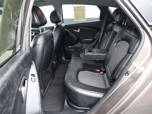 Used 2013 Hyundai Tucson GLS AWD/4WD image 10