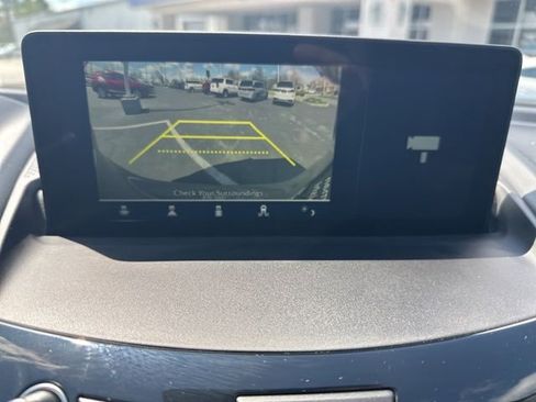 Used 2025 Acura RDX SH-AWD image 12
