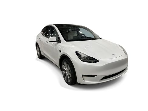 Certified 2023 Tesla Model Y Long Range AWD/4WD image 8