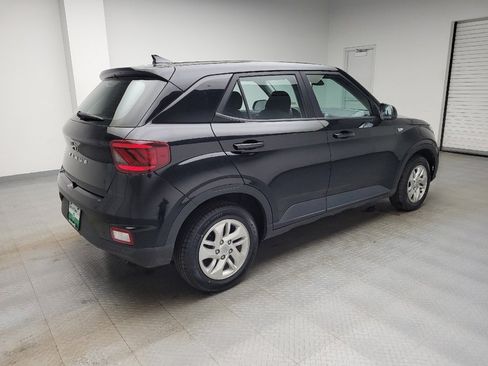 Used 2021 Hyundai Venue SE FWD image 10
