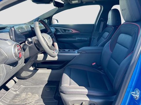 New 2025 Chevrolet Equinox EV RS w/ Convenience Package II AWD/4WD image 25