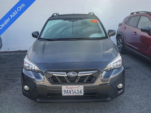 Used 2022 Subaru Crosstrek 2.0i Premium w/ Moonroof Package image 2