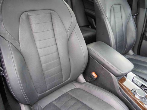 Used 2018 BMW X3 xDrive30i image 13