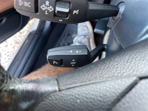 Used 2011 BMW 328i Convertible image 60