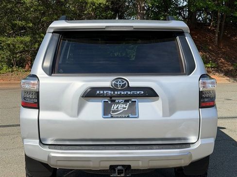 Used 2024 Toyota 4Runner TRD Off-Road Premium w/ Moonroof Package AWD/4WD image 5