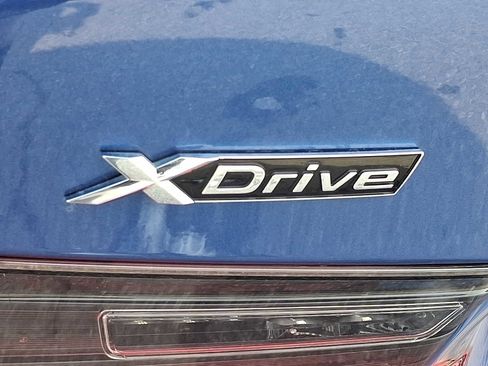 Used 2022 BMW 330i xDrive 330i xDrive w/ M Sport Package image 30