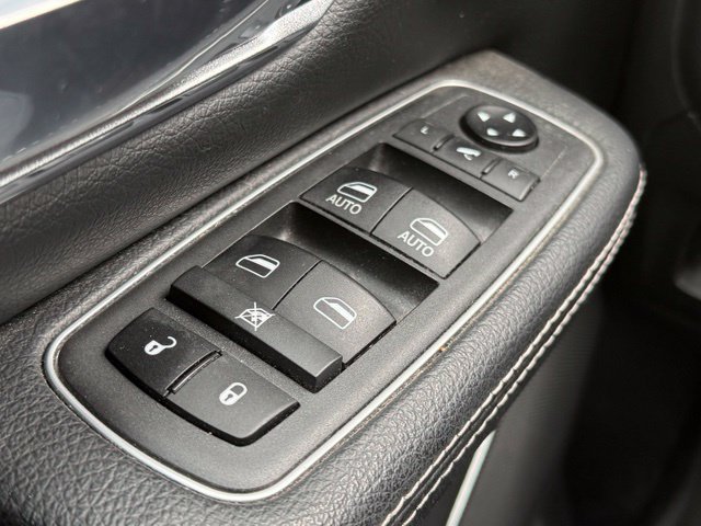 Used 2021 RAM 1500 Laramie AWD/4WD image 25