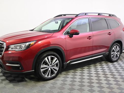 Used 2021 Subaru Ascent Limited w/ Technology Package image 2