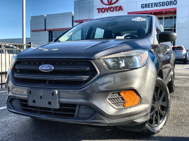 Used 2018 Ford Escape S FWD image 1