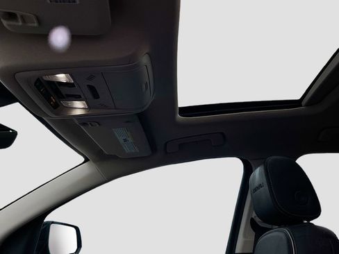 Used 2023 GMC Acadia Denali w/ Black Diamond Edition image 21