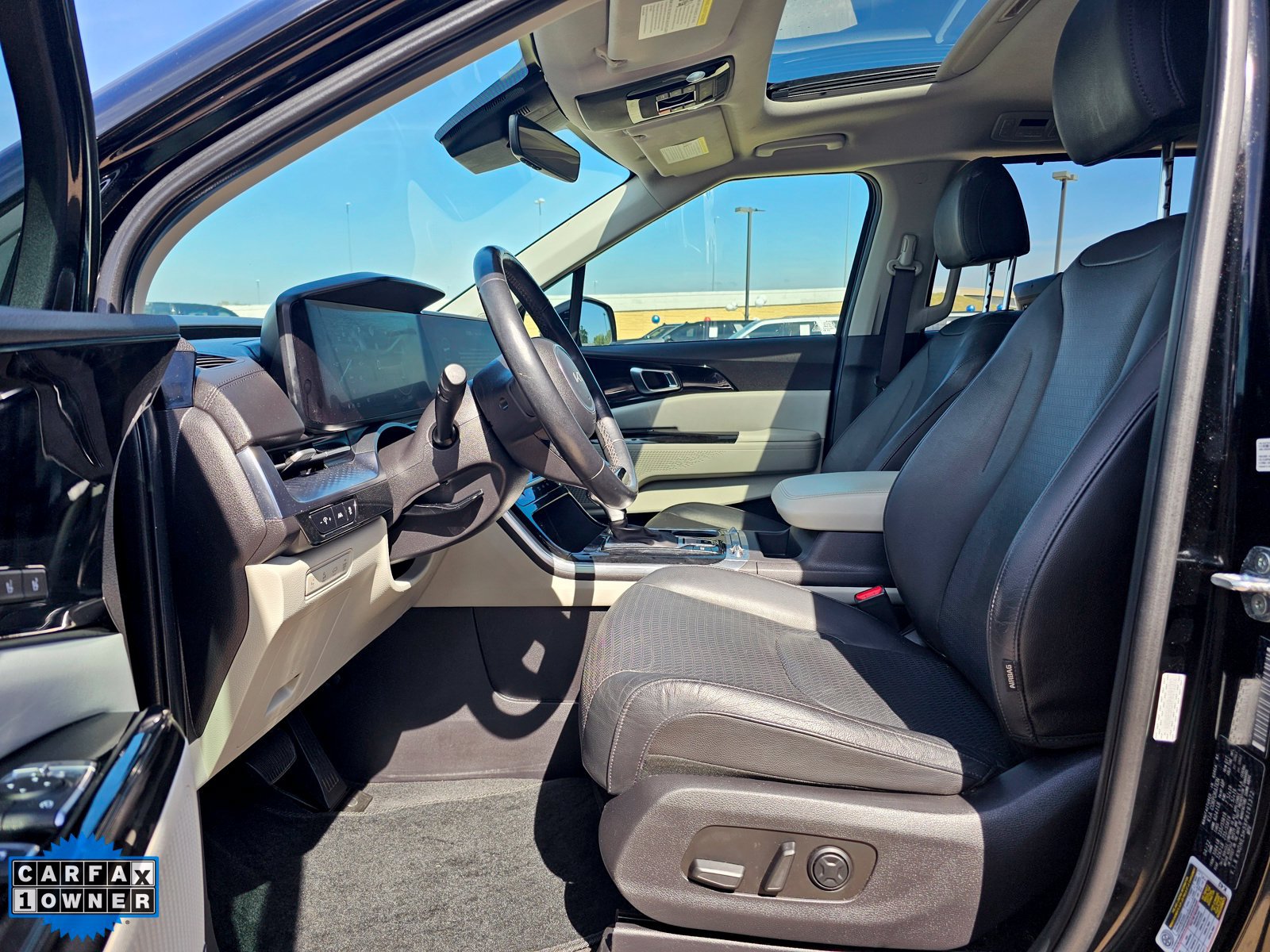 Used 2023 Kia Carnival SX Prestige FWD image 14