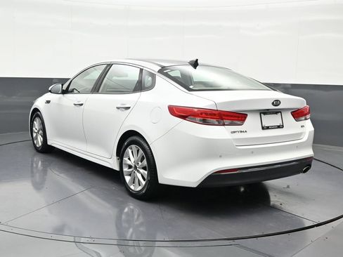 Used 2016 Kia Optima EX w/ Premium Package FWD image 3