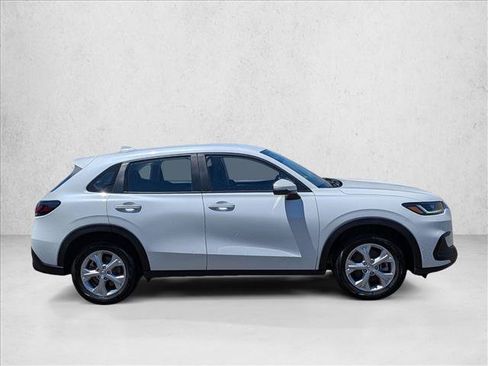 Used 2024 Honda HR-V LX image 4