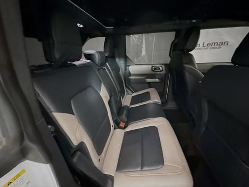 Used 2023 Ford Bronco Wildtrak AWD/4WD image 26