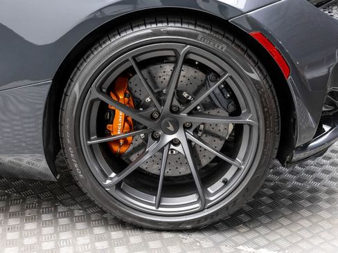 New 2026 McLaren 750S Spider RWD image 35