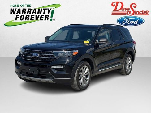 Used 2024 Ford Explorer XLT w/ Equipment Group 202A AWD/4WD image 1