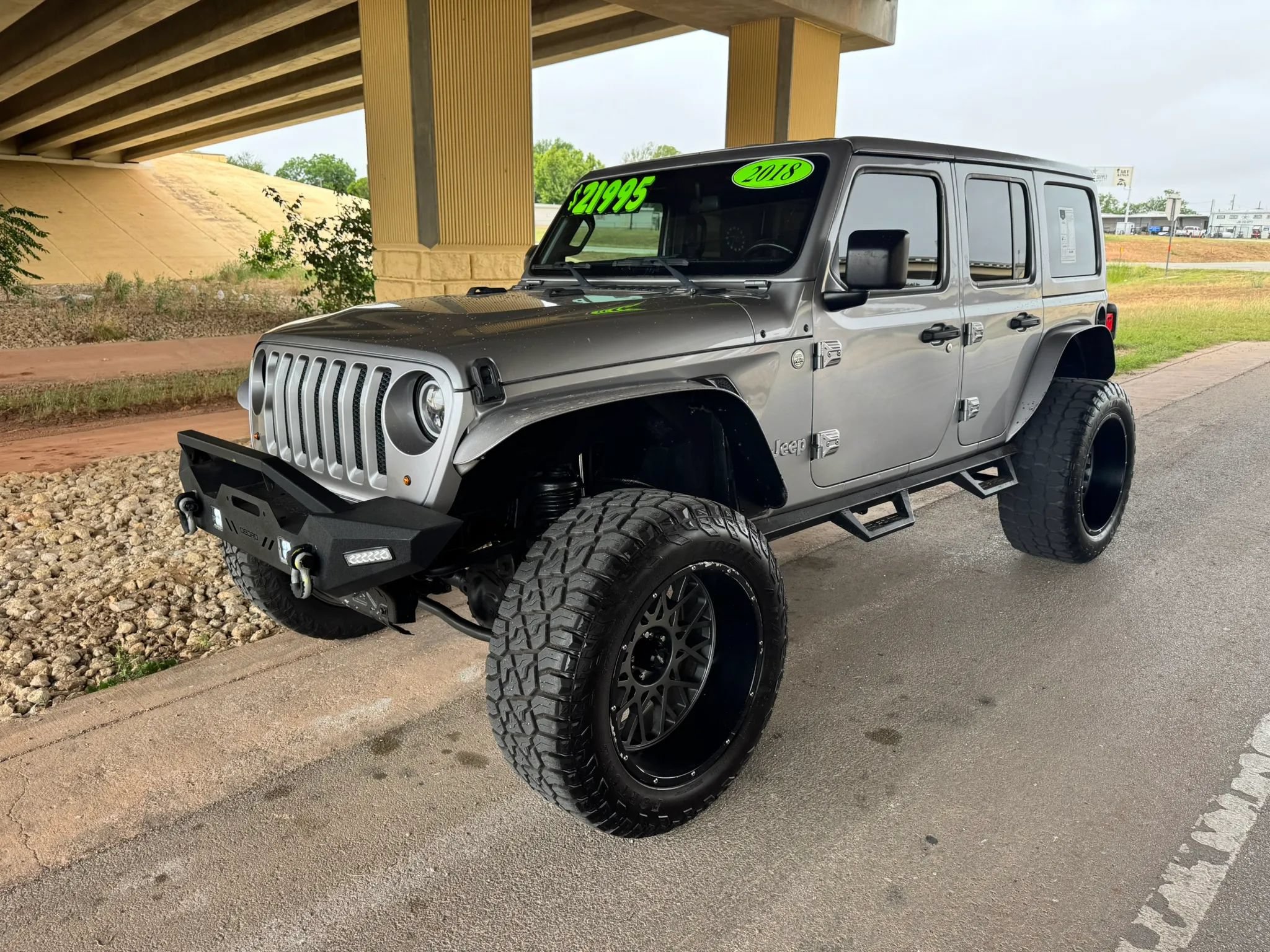 Used 2018 Jeep Wrangler Unlimited Sport S AWD/4WD image 7