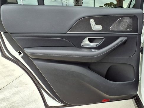 Certified 2024 Mercedes-Benz GLS 450 4MATIC image 17