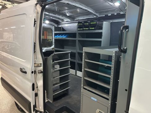 Used 2018 Ford Transit 250 148 Medium Roof image 10