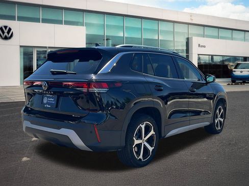 Certified 2026 Volkswagen Tiguan SE w/ Panoramic Sunroof Package AWD/4WD image 5