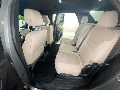 Certified 2023 Chevrolet Traverse LS FWD image 28