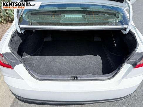Used 2026 Toyota Camry LE FWD image 29