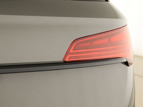 Certified 2023 Audi SQ5 Premium Plus w/ Premium Plus Package image 30