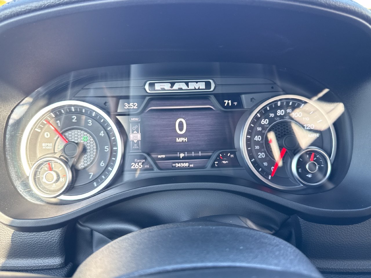 Used 2026 RAM 1500 Laramie AWD/4WD image 19