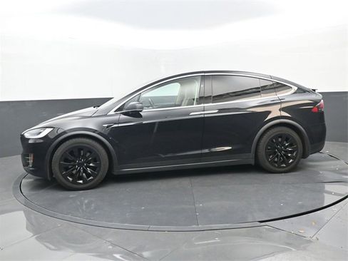 Used 2017 Tesla Model X 100D image 7