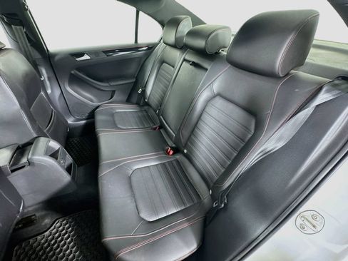 Used 2017 Volkswagen Jetta GLI FWD image 24