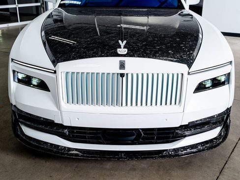 Used 2024 Rolls-Royce Spectre w/ Spectre Launch Package image 18
