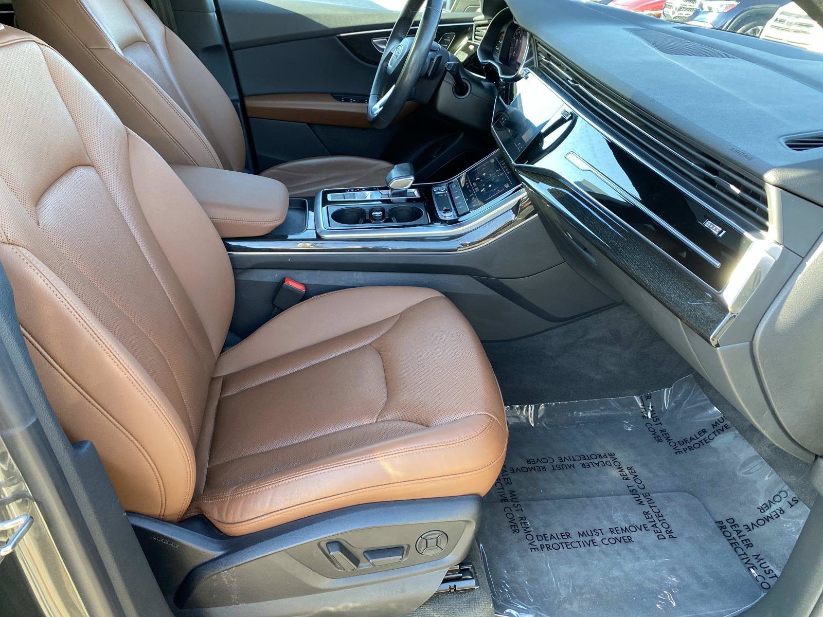 Used 2020 Audi Q8 Premium Plus AWD/4WD image 26
