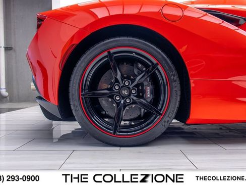 Used 2022 Ferrari F8 Tributo RWD image 33