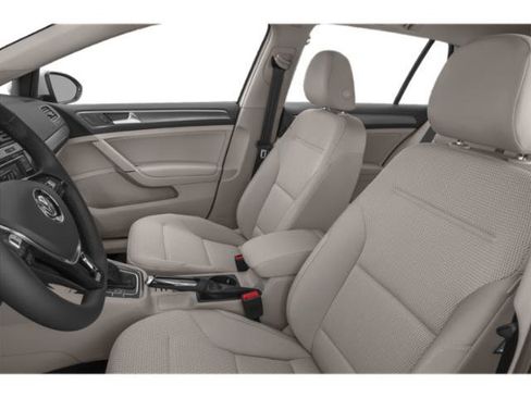 Used 2019 Volkswagen Golf S FWD image 9