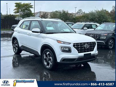 New 2025 Hyundai Venue SEL