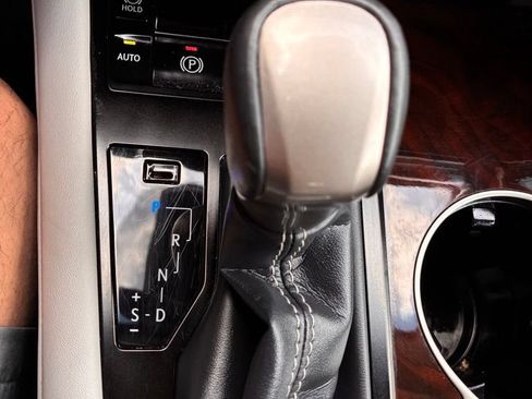 Used 2019 Lexus RX 350 AWD w/ Navigation Package image 34