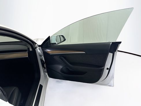 Used 2023 Tesla Model 3 Standard Range RWD image 34