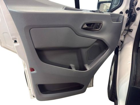 Used 2018 Ford Transit 350 XLT RWD image 15