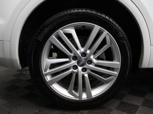 Used 2018 Audi Q5 2.0T Premium Plus w/ Premium Plus Package image 6