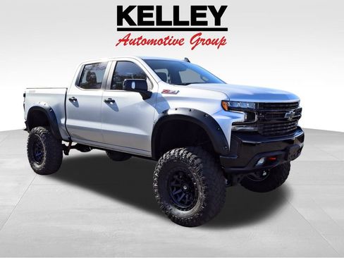 Used 2022 Chevrolet Silverado 1500 LT Trail Boss w/ Safety Package image 1
