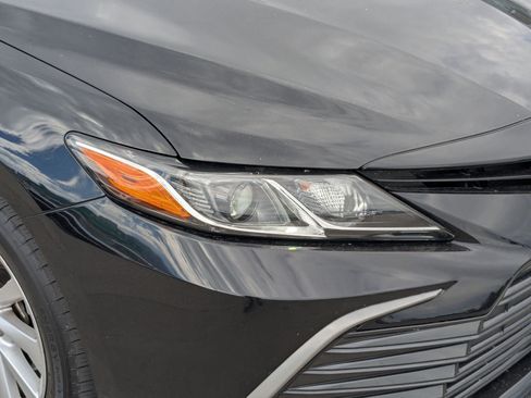Used 2023 Toyota Camry LE AWD/4WD image 11