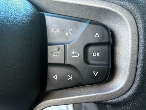 Used 2025 Ford Bronco Badlands image 16