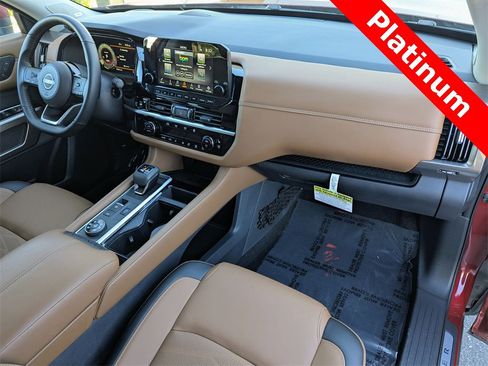 Used 2025 Nissan Pathfinder Platinum w/ Cargo Package image 20