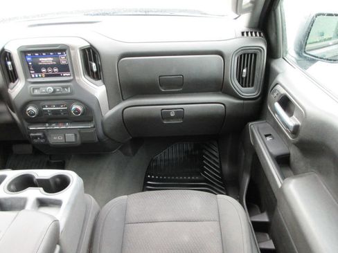 Certified 2021 Chevrolet Silverado 1500 Custom Trail Boss AWD/4WD image 17