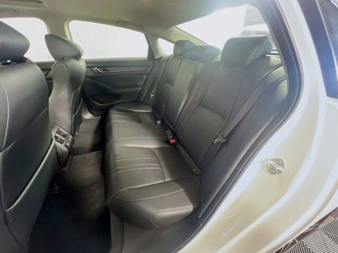 Used 2022 Honda Accord Touring image 27