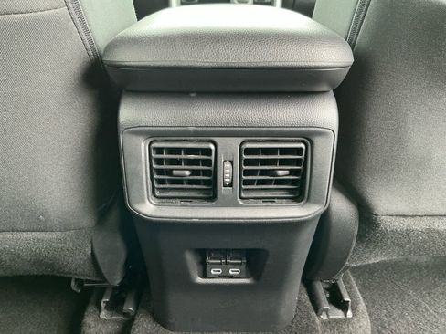 Used 2024 Toyota RAV4 XLE image 19