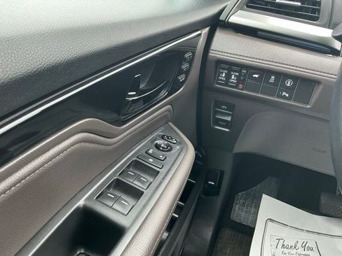 Used 2021 Honda Odyssey Touring image 23